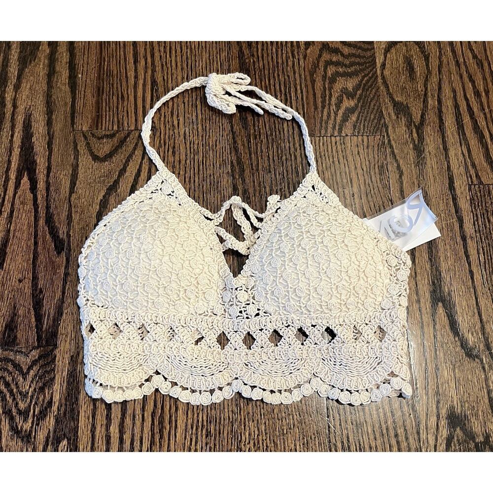 Romwe chrochet get knit top size S ivory NWT
